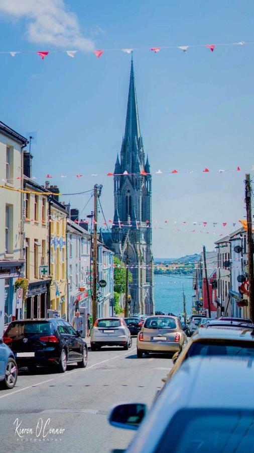 Apartamento Townhouse In Centre Of Cobh Exterior foto