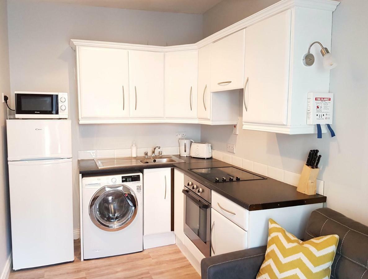 Apartamento Townhouse In Centre Of Cobh Exterior foto