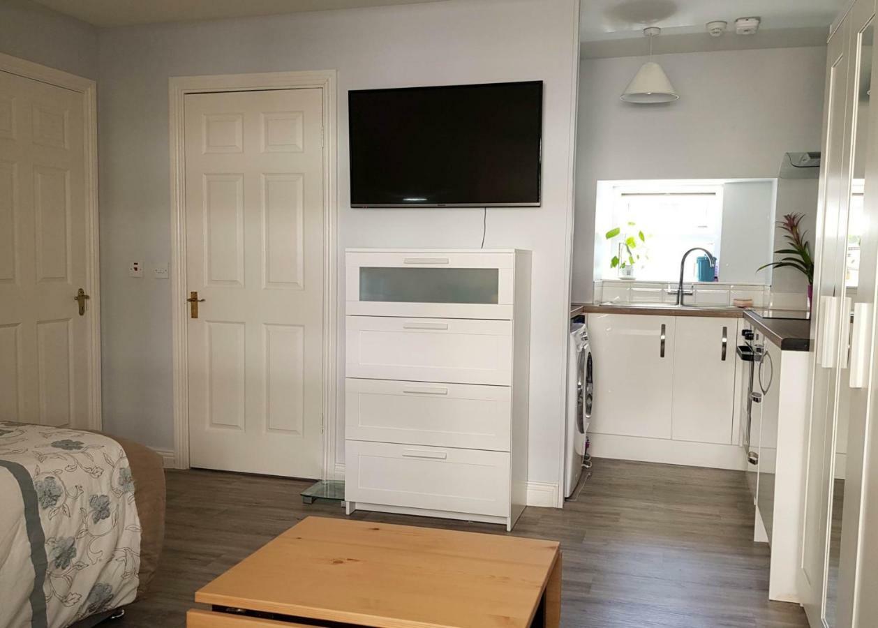 Apartamento Townhouse In Centre Of Cobh Exterior foto